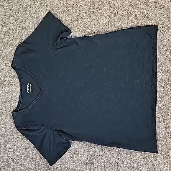 Top - Picture 4 of 15